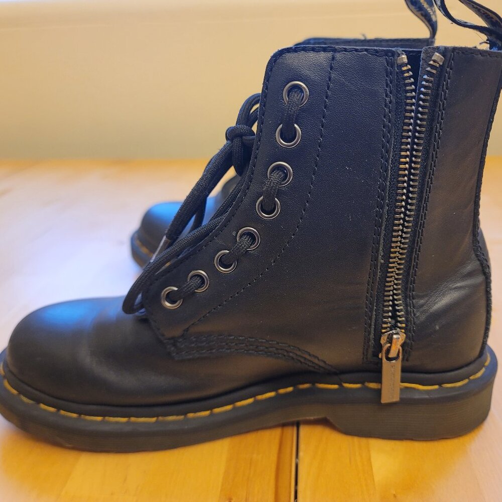 Dr. Martens - 1460 Women's Pascal Nappa Zipper Boots - Black - Leather - Size 6 - Picture 11 of 14